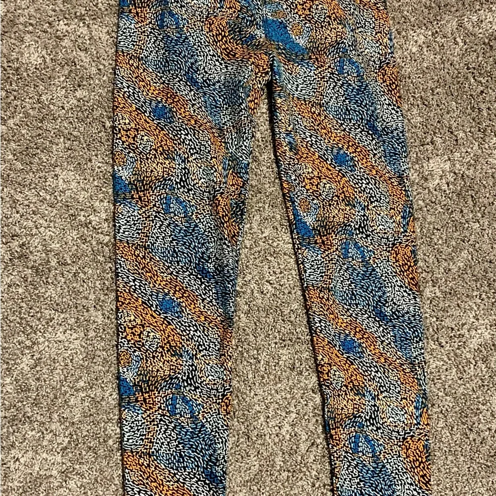 Women LuLaRoe leggings size OS - Picture 3 of 4